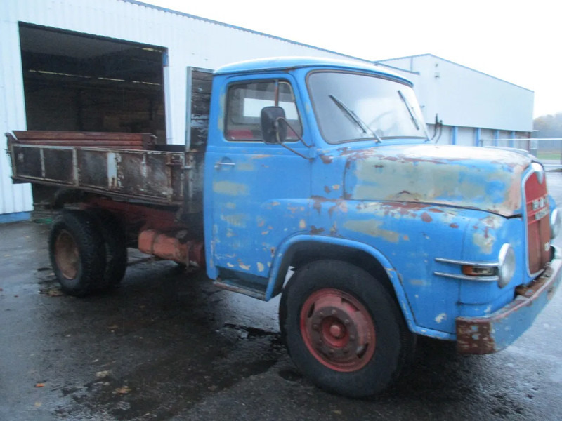 MAN 520 , 11-136 , 6 Cylinder , Manual , 3 way tipper , Oldtimer - Самосвал: фото 4 MAN 520 , 11-136 , 6 Cylinder , Manual , 3 way tipper , Oldtimer - Самосвал: фото 4