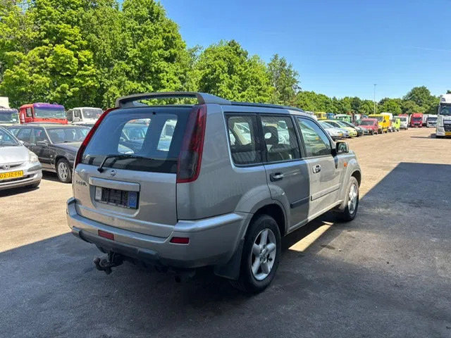 Nissan X-Trail 2.2 DCi , 4x4 , Airco , Export - Легковой автомобиль: фото 3 Nissan X-Trail 2.2 DCi , 4x4 , Airco , Export - Легковой автомобиль: фото 3
