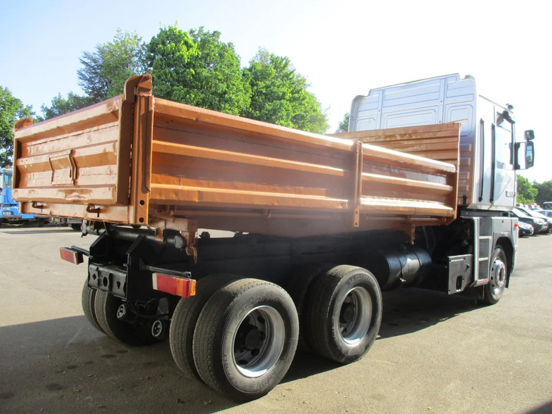 Renault Magnum AE 385 TI , 6x4, 3 Way Tipper ,Manual , Airco ,Spring suspension - Самосвал: фото 3 Renault Magnum AE 385 TI , 6x4, 3 Way Tipper ,Manual , Airco ,Spring suspension - Самосвал: фото 3
