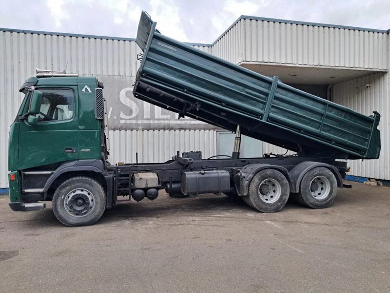 Volvo FH 12 - 460 , 6x2 , 3 Way Tipper, Spring Suspension , Manual Gearbox, Airco - Самосвал: фото 2 Volvo FH 12 - 460 , 6x2 , 3 Way Tipper, Spring Suspension , Manual Gearbox, Airco - Самосвал: фото 2