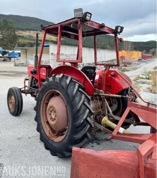 1971 Massey Ferguson 135 - MVA FRI traktor - Трактор: фото 2 1971 Massey Ferguson 135 - MVA FRI traktor - Трактор: фото 2