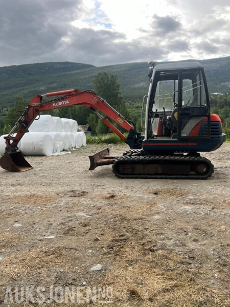 1997 Kubota KX 121-2 gravemaskin med 2 skuffer og klype - Экскаватор: фото 2 1997 Kubota KX 121-2 gravemaskin med 2 skuffer og klype - Экскаватор: фото 2