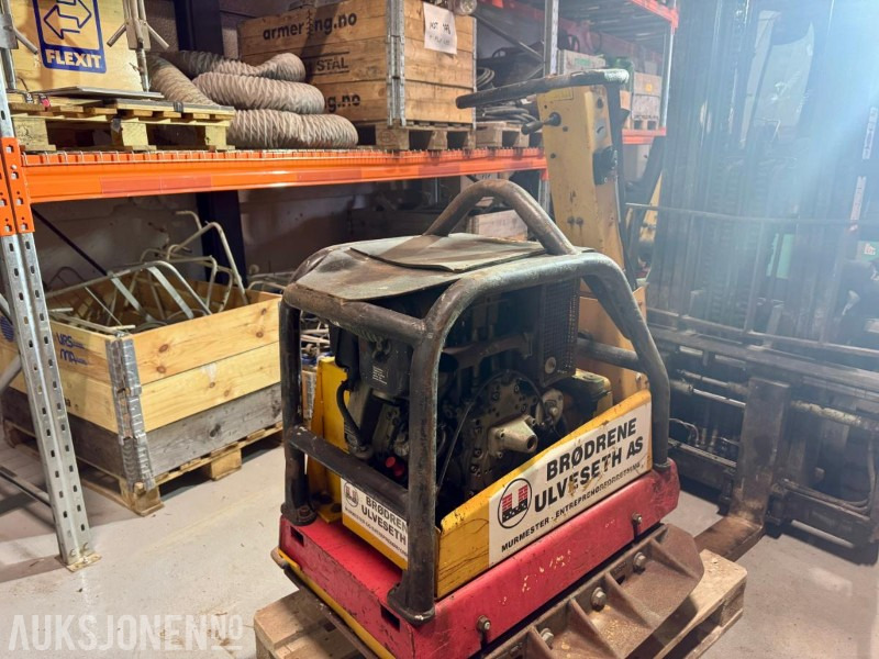 2000 Dynapac LG 500 vibroplate - Строительное оборудование: фото 5 2000 Dynapac LG 500 vibroplate - Строительное оборудование: фото 5