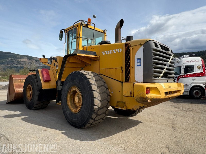 2002 Volvo L150E - 15 177 motortimer - leveres med ny sertifisering - Колёсный погрузчик: фото 4 2002 Volvo L150E - 15 177 motortimer - leveres med ny sertifisering - Колёсный погрузчик: фото 4