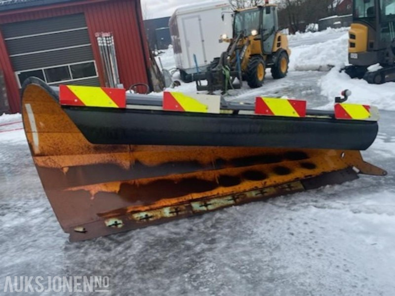 2004 Tellefsdal D-plow Snøplog 3000 m/ BM feste - Строительное оборудование: фото 1 2004 Tellefsdal D-plow Snøplog 3000 m/ BM feste - Строительное оборудование: фото 1
