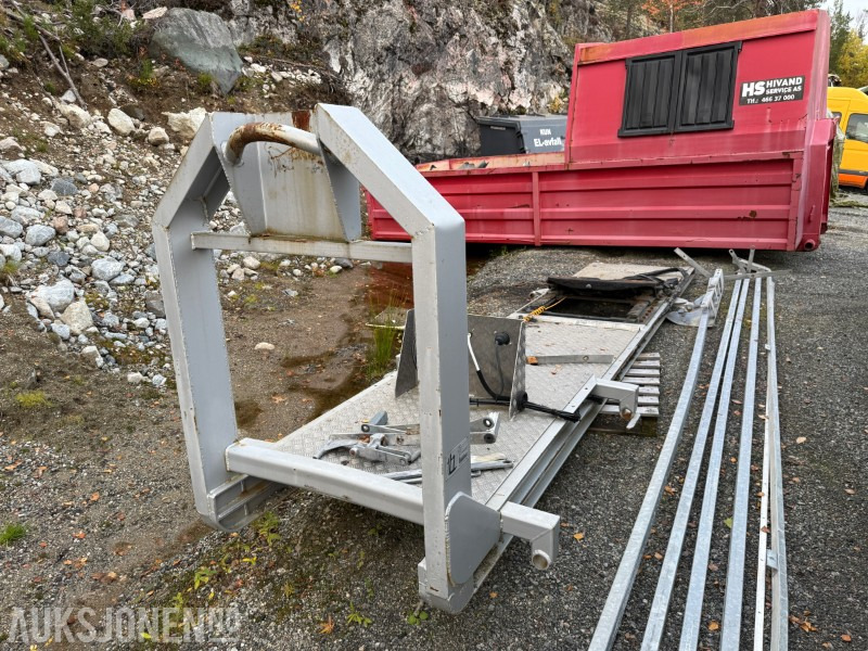 2010 Krokramme med svingskive - Контейнер для мультилифта: фото 1 2010 Krokramme med svingskive - Контейнер для мультилифта: фото 1