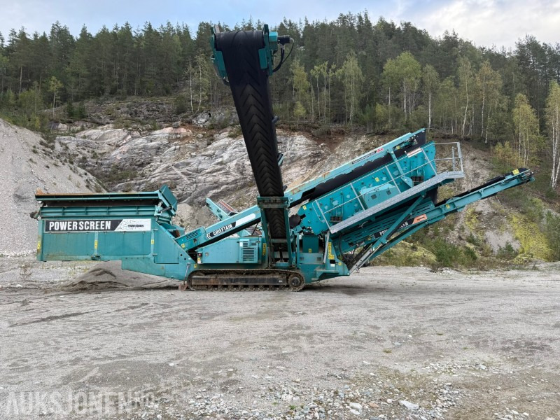 2011 Powerscreen Chieftain 1700 – 2011 modell - 4 Fraksjoner – kun 450 timer - Грохот: фото 2 2011 Powerscreen Chieftain 1700 – 2011 modell - 4 Fraksjoner – kun 450 timer - Грохот: фото 2