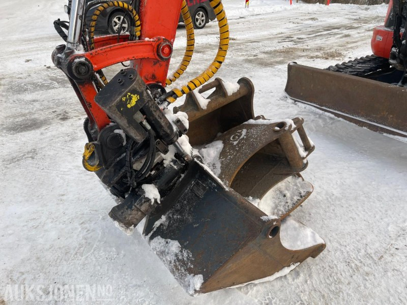 Мини-экскаватор 2012 Kubota KX057-4 Gravemaskin med tiltrotator, tre skuffer, kun 4408 timer: фото 11 Мини-экскаватор 2012 Kubota KX057-4 Gravemaskin med tiltrotator, tre skuffer, kun 4408 timer: фото 11