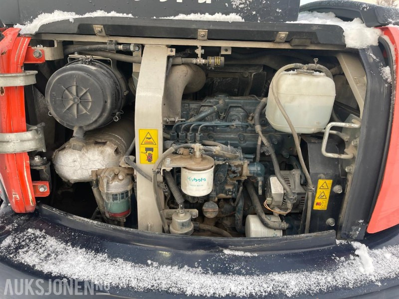 Мини-экскаватор 2012 Kubota KX057-4 Gravemaskin med tiltrotator, tre skuffer, kun 4408 timer: фото 33 Мини-экскаватор 2012 Kubota KX057-4 Gravemaskin med tiltrotator, tre skuffer, kun 4408 timer: фото 33