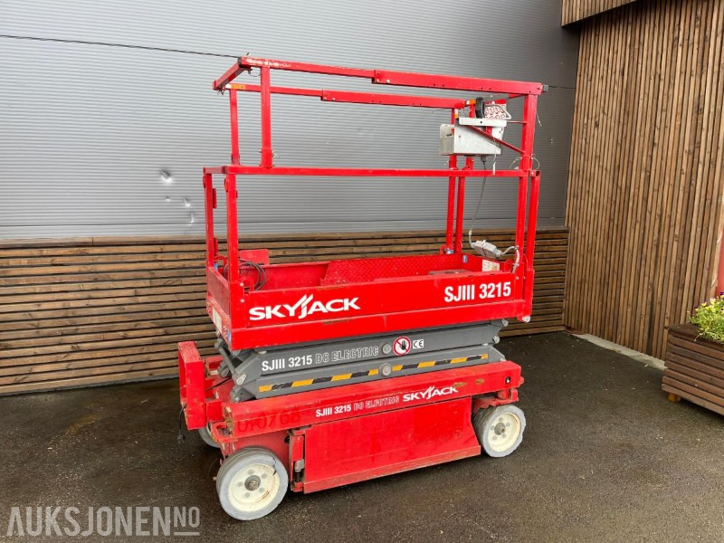 2012 SkyJack SJIII 3215, 150 Timer - Подъёмник: фото 2 2012 SkyJack SJIII 3215, 150 Timer - Подъёмник: фото 2