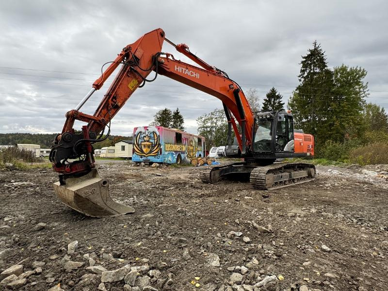 2013 Hitachi ZX250LC-5B,Servicehistorikk, Indexator tiltrotator,sorterings-/rivningsklype,pigghammer, 3 skuffer - Экскаватор: фото 2 2013 Hitachi ZX250LC-5B,Servicehistorikk, Indexator tiltrotator,sorterings-/rivningsklype,pigghammer, 3 skuffer - Экскаватор: фото 2