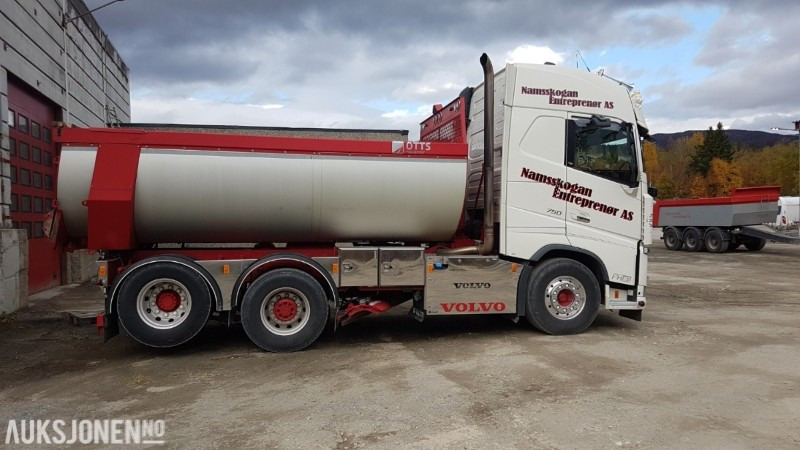 2013 Volvo FH16 750 - 6x2 med henger - Brøyterigget - Boggiløft - Tipphenger - EU godkjent - Euro5 - Самосвал: фото 3 2013 Volvo FH16 750 - 6x2 med henger - Brøyterigget - Boggiløft - Tipphenger - EU godkjent - Euro5 - Самосвал: фото 3