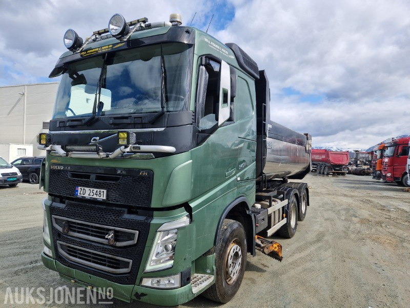 2014 Volvo FH540 Brøyterigget tippbil 6X2 - Kombibalje - 451000KM - Самосвал: фото 1 2014 Volvo FH540 Brøyterigget tippbil 6X2 - Kombibalje - 451000KM - Самосвал: фото 1