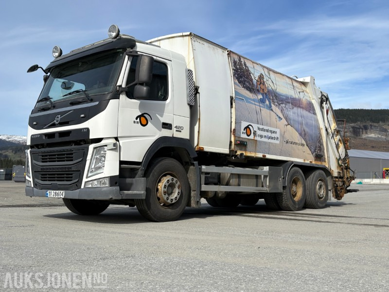 Мусоровоз 2014 Volvo FM 420 renovasjonsbil med 2-kammers løsning: фото 1