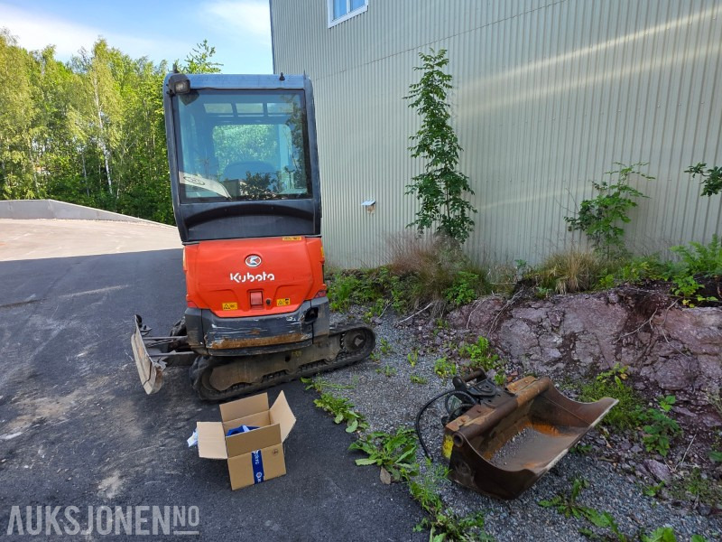 2015 Kubota KX019-4 Minigraver med grave og pusseskuff - Мини-экскаватор: фото 4 2015 Kubota KX019-4 Minigraver med grave og pusseskuff - Мини-экскаватор: фото 4
