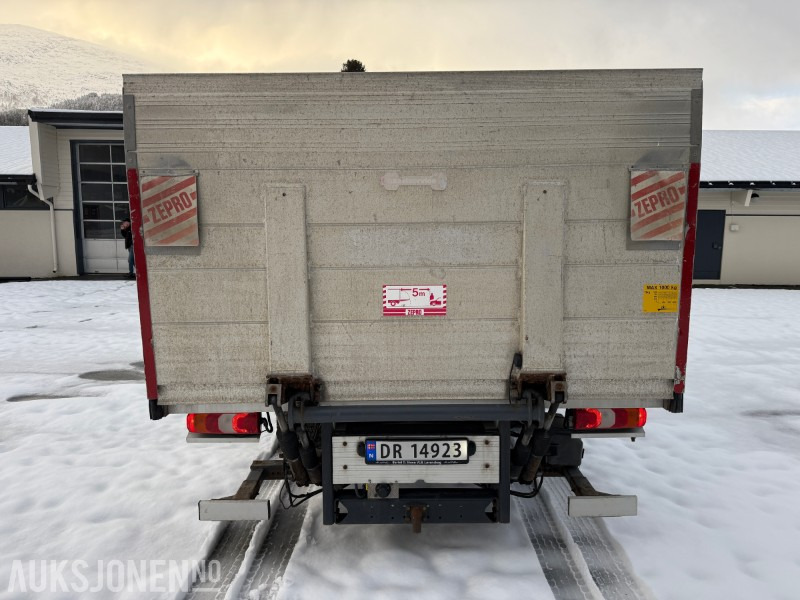 2016 Mercedes-Benz Atego 816 planbil med Zepro løftelem - C1 førarkort - Eu godkjent - Грузовик бортовой/ Платформа: фото 4 2016 Mercedes-Benz Atego 816 planbil med Zepro løftelem - C1 førarkort - Eu godkjent - Грузовик бортовой/ Платформа: фото 4