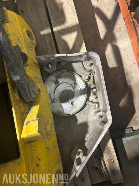 2016 Wacker Neuson WP1550A - Каток: фото 4 2016 Wacker Neuson WP1550A - Каток: фото 4