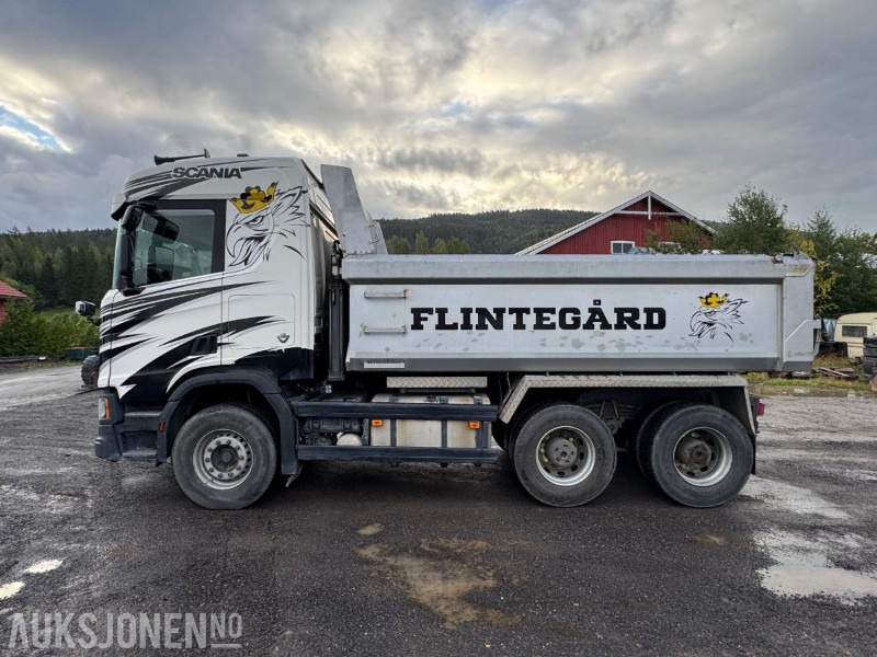 2018 Scania R580 / 6x4 / tippbil / brøyte og salt rigget - Самосвал: фото 2 2018 Scania R580 / 6x4 / tippbil / brøyte og salt rigget - Самосвал: фото 2