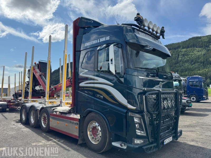 2018 Volvo FH16 8X4 Euro6 komplett tømmerbil med kran og henger. - Лесовоз: фото 4 2018 Volvo FH16 8X4 Euro6 komplett tømmerbil med kran og henger. - Лесовоз: фото 4