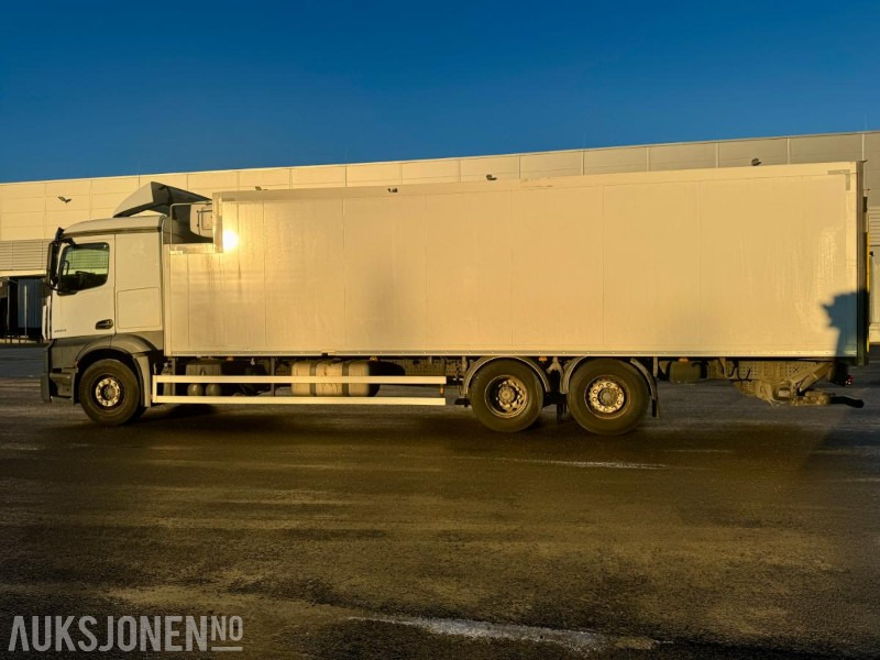 2019 Mercedes-Benz Actros 2545 L 6x2 Kjølebil - Eu-godkjent til 06/26 - Km: 193419 - Грузовик с закрытым кузовом: фото 5 2019 Mercedes-Benz Actros 2545 L 6x2 Kjølebil - Eu-godkjent til 06/26 - Km: 193419 - Грузовик с закрытым кузовом: фото 5