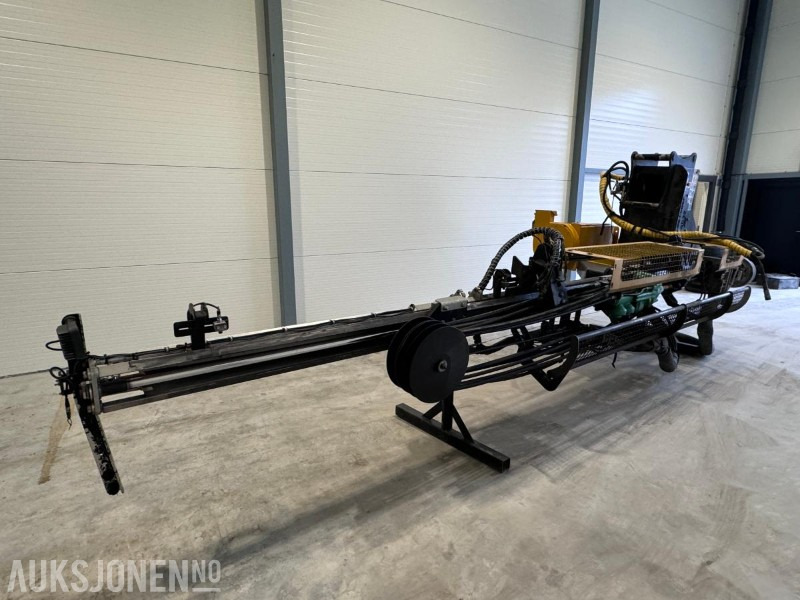 2020 Stone Power SD32 Boretårn for gravemaskin - Svært lite brukt - Montabert HC50 hammer - Med fjernstyring - Буровая машина: фото 4 2020 Stone Power SD32 Boretårn for gravemaskin - Svært lite brukt - Montabert HC50 hammer - Med fjernstyring - Буровая машина: фото 4