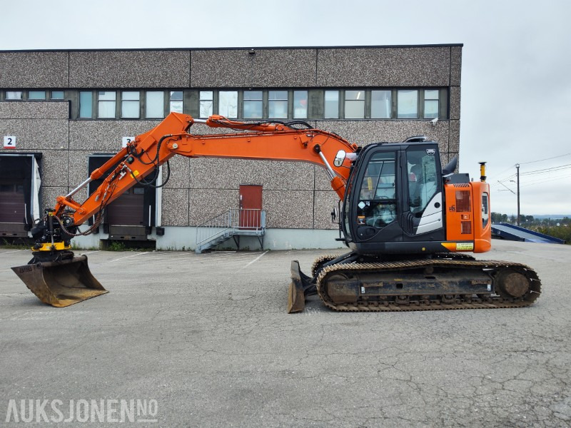 2021 Hitachi ZX135US-6 med 3D maskinstyring, tiltrotator og 3 skuffer - Экскаватор: фото 1 2021 Hitachi ZX135US-6 med 3D maskinstyring, tiltrotator og 3 skuffer - Экскаватор: фото 1