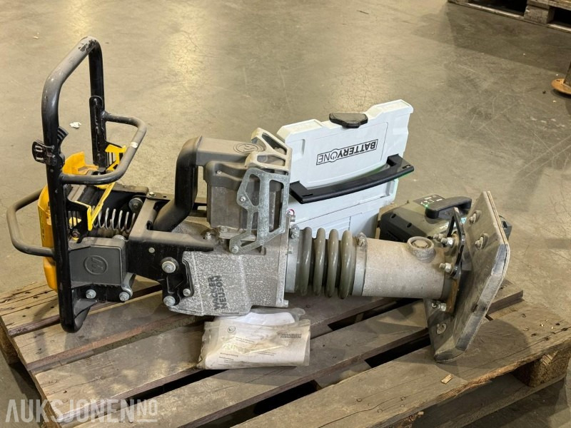 2022 Wacker Neuson vibroplate - Aps1030e - Каток: фото 1 2022 Wacker Neuson vibroplate - Aps1030e - Каток: фото 1