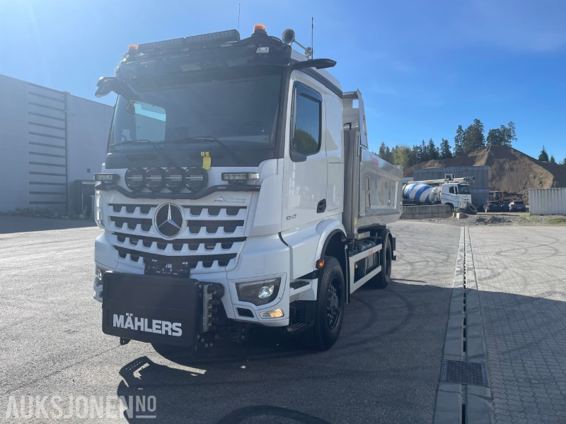2024 Mercedes-Benz Arocs 1842 4x4 Kombibil m/brøyteopplegg – Kun 13 000 km - Som NY! - Самосвал: фото 2 2024 Mercedes-Benz Arocs 1842 4x4 Kombibil m/brøyteopplegg – Kun 13 000 km - Som NY! - Самосвал: фото 2