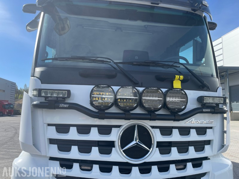2024 Mercedes-Benz Arocs 1842 4x4 Kombibil m/brøyteopplegg – Kun 13 000 km - Som NY! - Самосвал: фото 4 2024 Mercedes-Benz Arocs 1842 4x4 Kombibil m/brøyteopplegg – Kun 13 000 km - Som NY! - Самосвал: фото 4