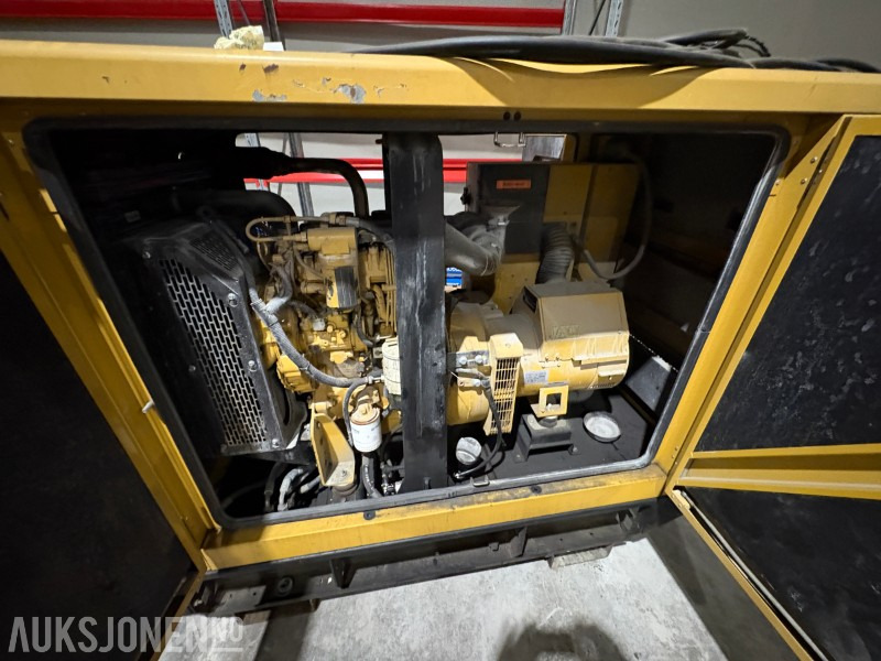 Cat Olympian GEP30 generator, 30 kva - Строительное оборудование: фото 5 Cat Olympian GEP30 generator, 30 kva - Строительное оборудование: фото 5