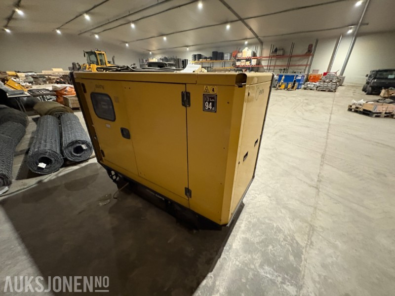 Cat Olympian GEP30 generator, 30 kva - Строительное оборудование: фото 3 Cat Olympian GEP30 generator, 30 kva - Строительное оборудование: фото 3
