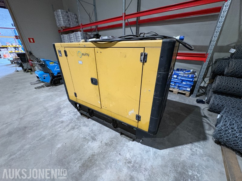 Cat Olympian GEP30 generator, 30 kva - Строительное оборудование: фото 1 Cat Olympian GEP30 generator, 30 kva - Строительное оборудование: фото 1