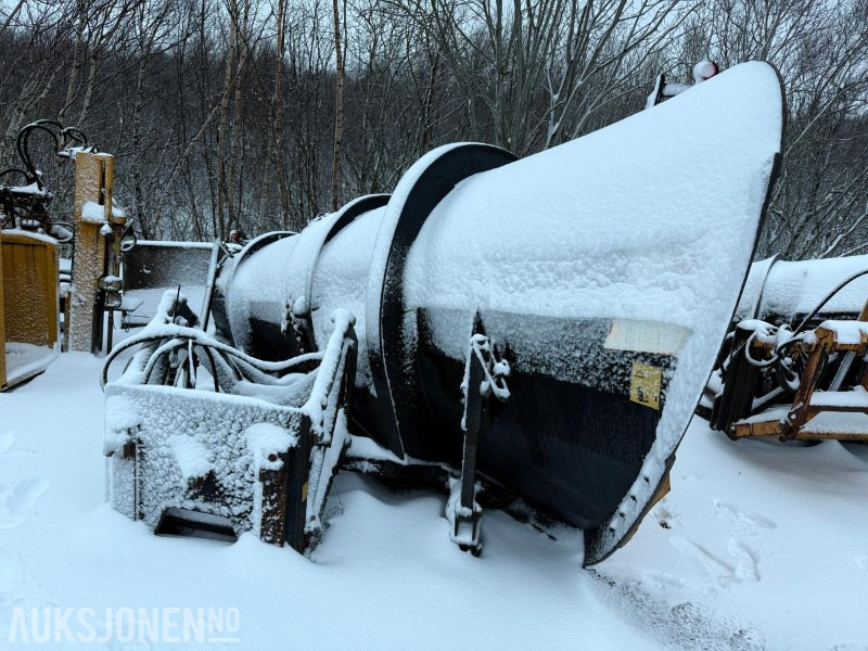 2011 Tellesfdal D3600 Diagonalplog m/ høyt utkast - Грузовик: фото 3 2011 Tellesfdal D3600 Diagonalplog m/ høyt utkast - Грузовик: фото 3