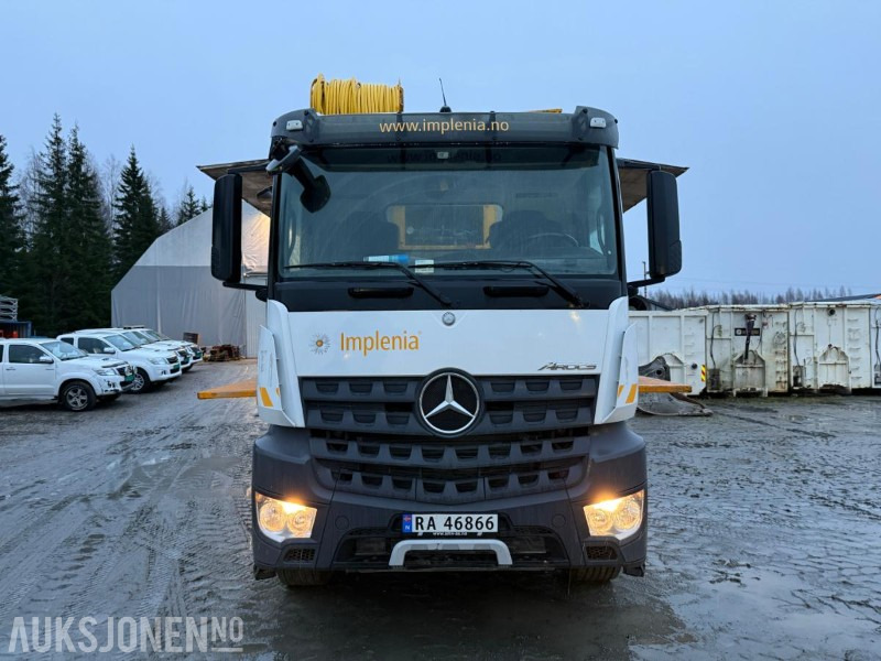 2017 Mercedes-Benz Arocs 3235 8x4, Injeksjonsrigg AMV, EURO 6, påmontert kran - Коммунальная/ Специальная техника: фото 2 2017 Mercedes-Benz Arocs 3235 8x4, Injeksjonsrigg AMV, EURO 6, påmontert kran - Коммунальная/ Специальная техника: фото 2