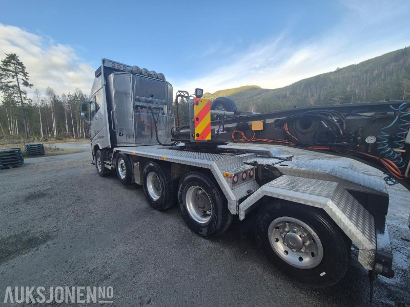 2017 Volvo FH 16 / 750, 8x4+2 Tungtrekker med 2019 Vang 3+1 akslet brønnhenger - Коммунальная/ Специальная техника: фото 4 2017 Volvo FH 16 / 750, 8x4+2 Tungtrekker med 2019 Vang 3+1 akslet brønnhenger - Коммунальная/ Специальная техника: фото 4