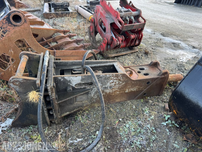 2008 Daemo DMB180 pigghammer - Навесное оборудование для Строительной техники: фото 3 2008 Daemo DMB180 pigghammer - Навесное оборудование для Строительной техники: фото 3