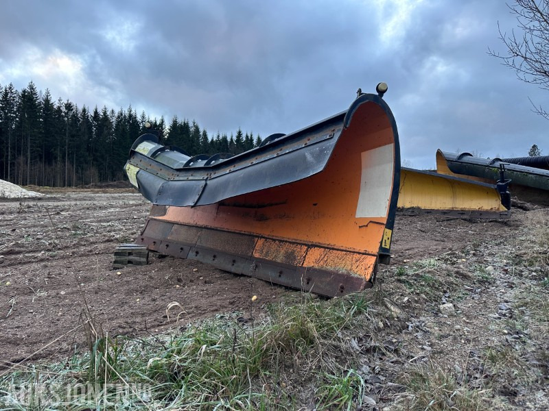 2010 TELLEFSDAL K-70 S DS 3400P SNØPLOG - Навесное оборудование для Строительной техники: фото 1 2010 TELLEFSDAL K-70 S DS 3400P SNØPLOG - Навесное оборудование для Строительной техники: фото 1