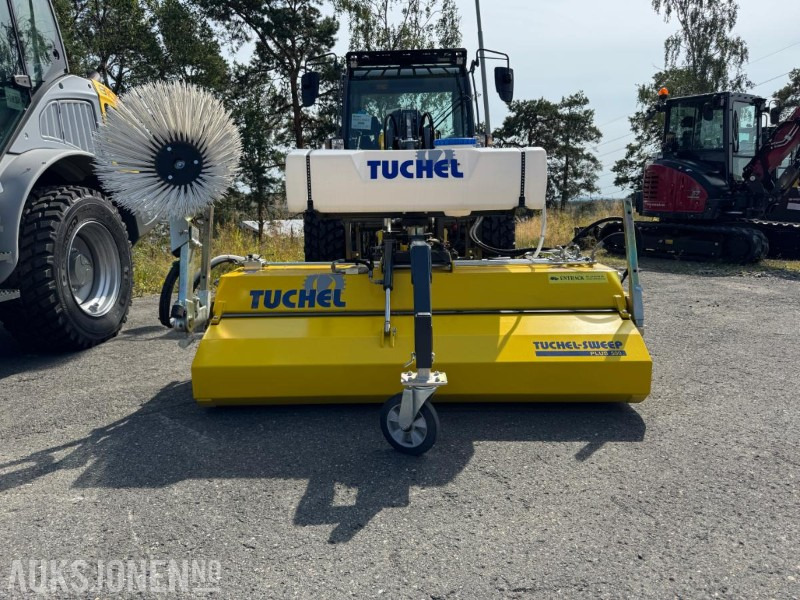 2024 Andre Tuchel-Sweep PLUS 590 – ny kostemaskin med vanntank, sidebørste og Kramer-feste - Навесное оборудование для Строительной техники: фото 1 2024 Andre Tuchel-Sweep PLUS 590 – ny kostemaskin med vanntank, sidebørste og Kramer-feste - Навесное оборудование для Строительной техники: фото 1