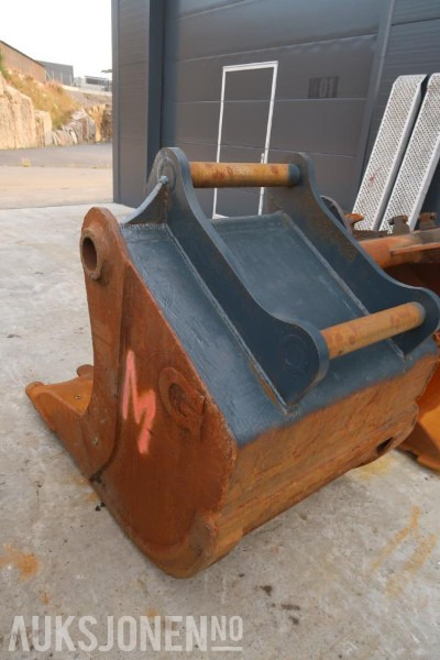 Gjerstad tannskuffe med S70 feste - 1000 liter - Навесное оборудование для Строительной техники: фото 1 Gjerstad tannskuffe med S70 feste - 1000 liter - Навесное оборудование для Строительной техники: фото 1