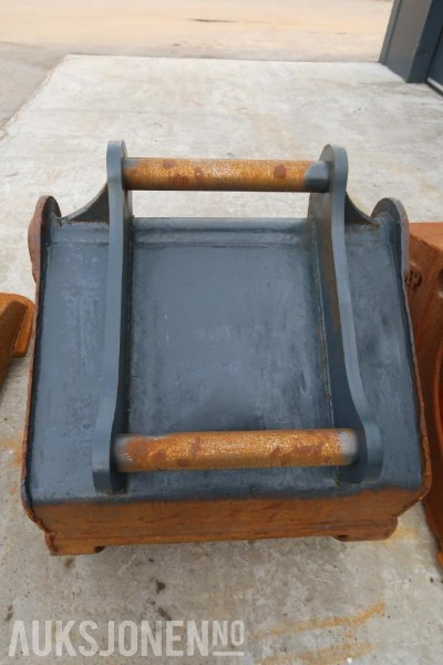 Gjerstad tannskuffe med S70 feste - 1000 liter - Навесное оборудование для Строительной техники: фото 2 Gjerstad tannskuffe med S70 feste - 1000 liter - Навесное оборудование для Строительной техники: фото 2