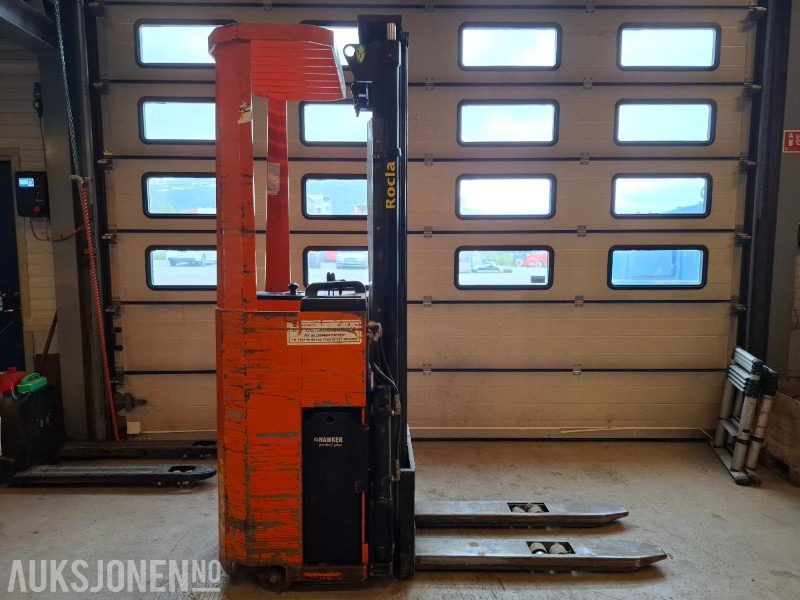 2000 Rocla TTS12 TREV5400 - 1,2 TONNS STÅSTABLER - Погрузочно-разгрузочная техника: фото 4 2000 Rocla TTS12 TREV5400 - 1,2 TONNS STÅSTABLER - Погрузочно-разгрузочная техника: фото 4