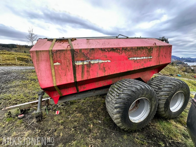 2005 MOI BG 8 Gjødselvogn m/Vogelsang spreder - Сельскохозяйственная техника: фото 2 2005 MOI BG 8 Gjødselvogn m/Vogelsang spreder - Сельскохозяйственная техника: фото 2