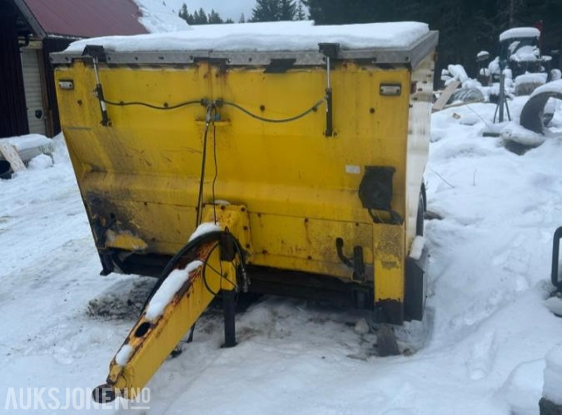 2010 Strøvogn / Sandstrøer - Vama TH 2500 - Сельскохозяйственная техника: фото 2 2010 Strøvogn / Sandstrøer - Vama TH 2500 - Сельскохозяйственная техника: фото 2