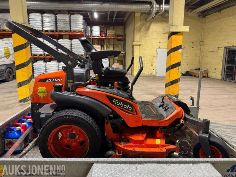 2020 Kubota ZD1211R | Zero-turn dieseldrevet sitteklipper | kun 375 timer! - Сельскохозяйственная техника: фото 3 2020 Kubota ZD1211R | Zero-turn dieseldrevet sitteklipper | kun 375 timer! - Сельскохозяйственная техника: фото 3