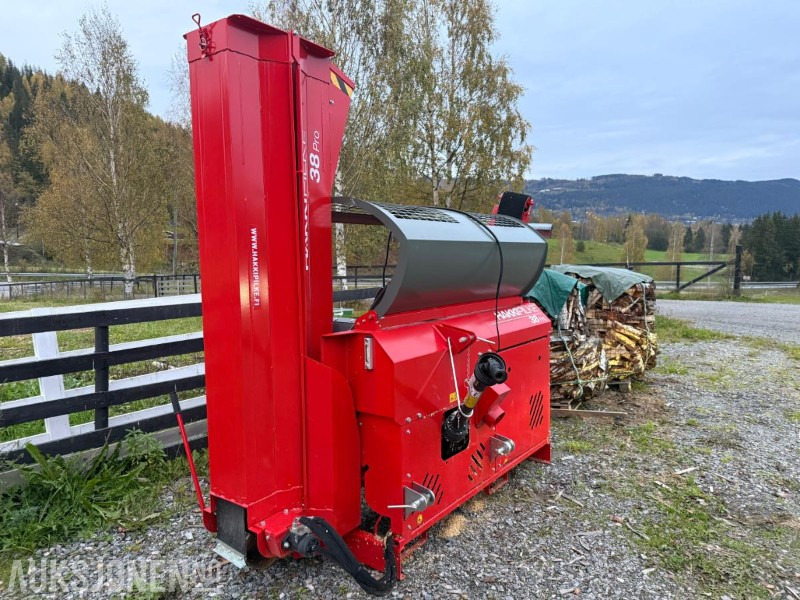 2024 Hakki pilke 38 pro vedmaskin m/flisavsug - Сельскохозяйственная техника: фото 2 2024 Hakki pilke 38 pro vedmaskin m/flisavsug - Сельскохозяйственная техника: фото 2