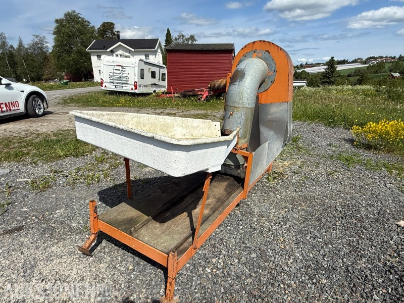 Bærrensker til traktor - brukt til solbær - Сельскохозяйственная техника: фото 2 Bærrensker til traktor - brukt til solbær - Сельскохозяйственная техника: фото 2