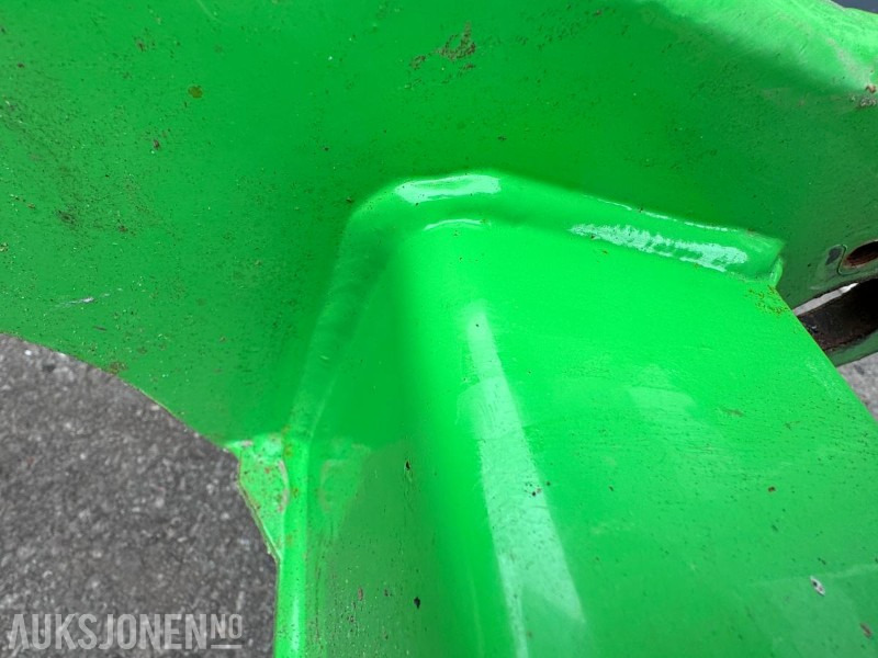 Lite brukt løftearm til Avant 630 - Сельскохозяйственная техника: фото 3 Lite brukt løftearm til Avant 630 - Сельскохозяйственная техника: фото 3