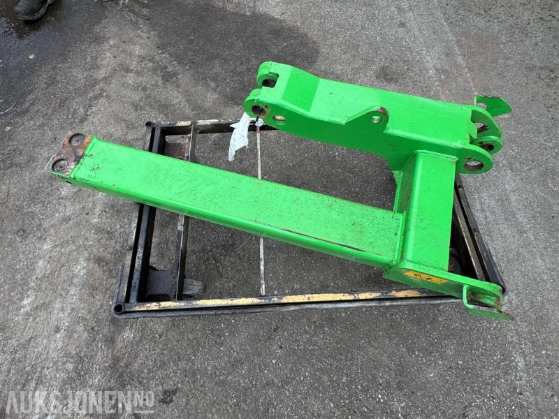 Lite brukt løftearm til Avant 630 - Сельскохозяйственная техника: фото 1 Lite brukt løftearm til Avant 630 - Сельскохозяйственная техника: фото 1