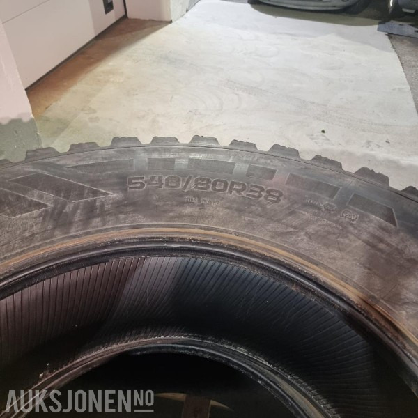 Nokian Hakkapeliitta TRI Vinterdekk til traktor - 540/80R38 - Bakdekk - Сельскохозяйственная техника: фото 2 Nokian Hakkapeliitta TRI Vinterdekk til traktor - 540/80R38 - Bakdekk - Сельскохозяйственная техника: фото 2