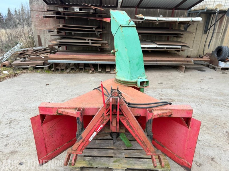 Snøfreser 160cm med 3-punktsfeste til traktor – hydraulisk utkaster - Сельскохозяйственная техника: фото 1 Snøfreser 160cm med 3-punktsfeste til traktor – hydraulisk utkaster - Сельскохозяйственная техника: фото 1